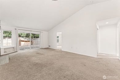 Spacious Living room