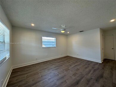 108 NW 1st St, Hallandale Beach, FL 33009 - photo 2