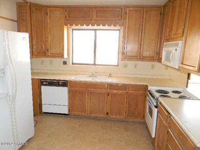 023-261127 Kitchen View 2
