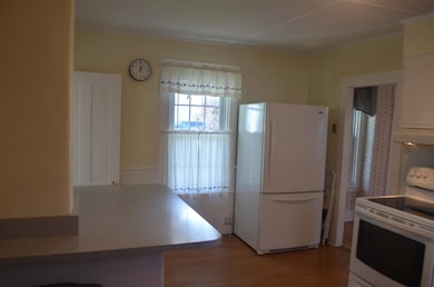 72 Franklin St, Concord, NH 03301 - photo 4