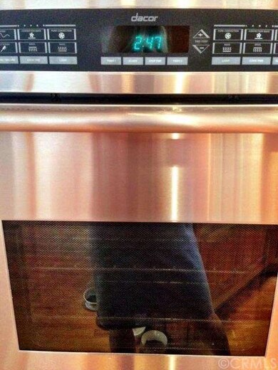Top of the line Dacor double oven