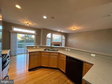 895 Chatfield Rd unit 3, Warrington, PA 18976 - photo 6