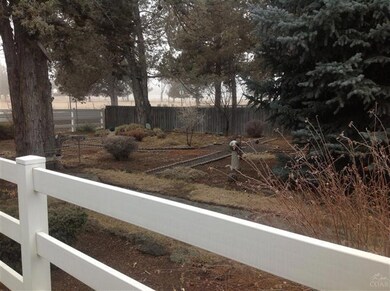 22830 Mcgrath Rd, Bend, OR 97701 - photo 4