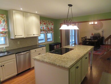 5311 W Sherwood Dr, Newburgh, IN 47630 - photo 6