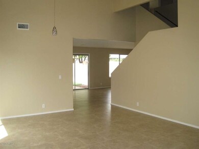 (07) Living Room