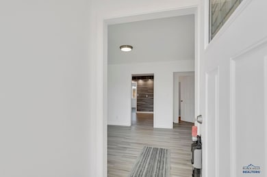 811 Blaine Ave, Rapid City, SD 57701 - photo 3