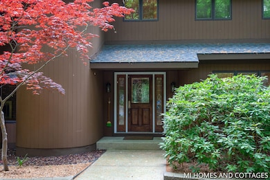 4-web-or-mls-1220-oakhampton-rd
