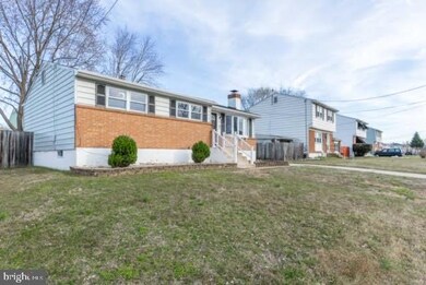 729 W 11th St, New Castle, DE 19720 - photo 2