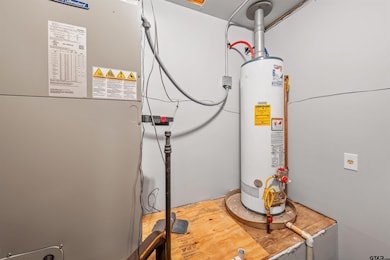 606 Brookside Dr, Jacksonville, TX 75766 - photo 7