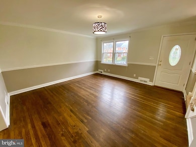 1604 Pentwood Rd, Baltimore, MD 21239 - photo 4