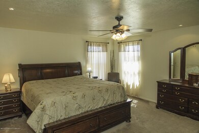 1322 Plum Tree Cir, Bloomfield, NM 87413 - photo 7