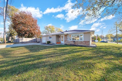 303 Tecumseh St, Brooklyn, MI 49230 - photo 5