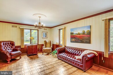 13709 Bridgewater Dr, Silver Spring, MD 20904 - photo 2