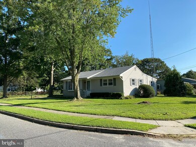 1004 W Groveland Ave, Somers Point, NJ 08244 - photo 2