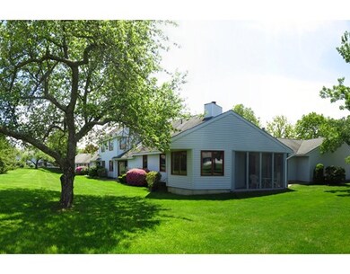 22 Mcintosh Dr, Amherst, MA 01002 - photo 3