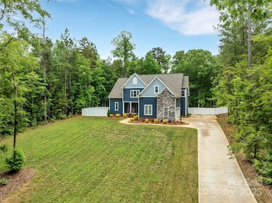 1622 Hunters Place Rd, York, SC 29745 - photo 2