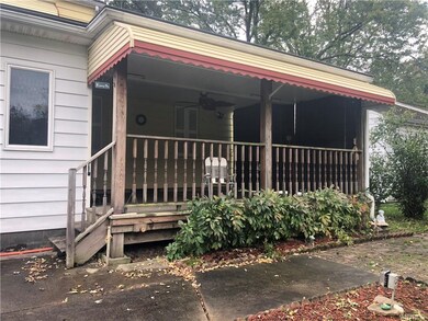 1346 Forbes St, North Tonawanda, NY 14120 - photo 4