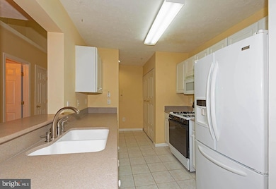 2056 Quaker Way unit 13, Annapolis, MD 21401 - photo 6