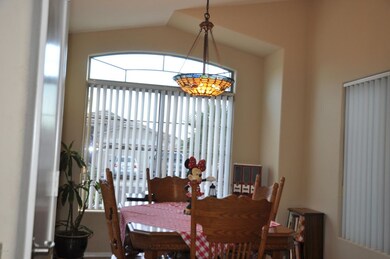 Kitchen Dining Area