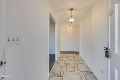 107 Mountain View Cir, Piney Flats, TN 37686 - photo 5