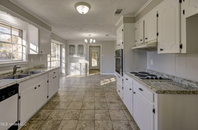 Kitchen 5
