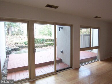 11677 Newbridge Ct, Reston, VA 20191 - photo 7