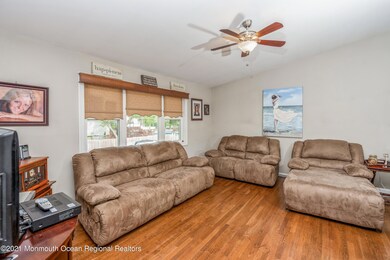 10_12BUTTONWOODDRIVE_2015_HiRes