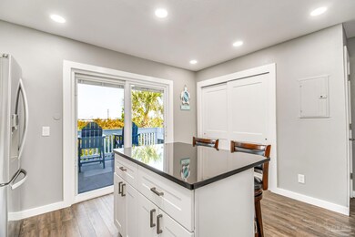 8522 Gulf Blvd unit 10, Navarre, FL 32566 - photo 3