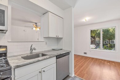 1 Central Ave unit 18, Atlantic Highlands, NJ 07716 - photo 2