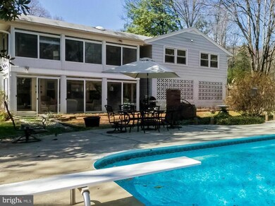 3603 Kirkwood Dr, Fairfax, VA 22031 - photo 2