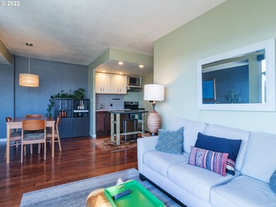 Living Room/Dining Room