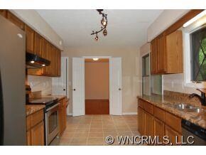 SS Appliances & Granite