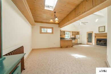 318 N Logan St, Lincoln, IL 62656 - photo 6