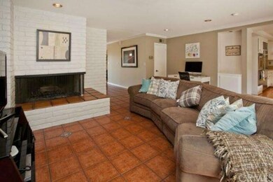 Large family room off kitchen