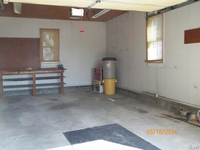 1642 Pen Argyl Rd, Pen Argyl, PA 18072 - photo 5