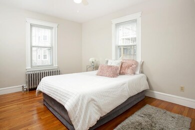 517 Heath St, Chestnut Hill, MA 02467 - photo 6