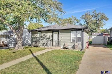 1020 Furnas Ave, Lincoln, NE 68521 - photo 2