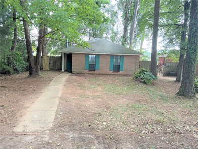 Welcome to 744 Dalraida Road.