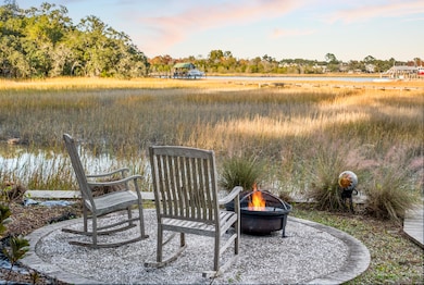 1996 Minott St, Charleston, SC 29412 - photo 3