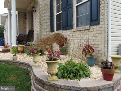 5590 Compton Ln, Sykesville, MD 21784 - photo 2