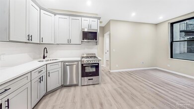 21-68 35th St unit 1G, Astoria, NY 11105 - photo 3