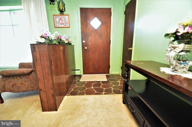 46 Kimmett Ave, Whitehall, PA 18052 - photo 4