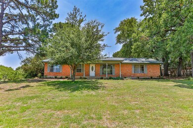 718 Anderson Rd, Whitesboro, TX 76273 - photo 2