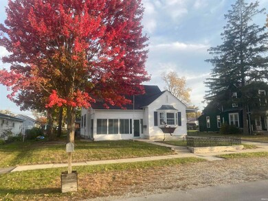 208 E Race St, Portland, IN 47371 - photo 2