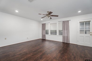 213 E Samuel St, Tyler, TX 75701 - photo 4