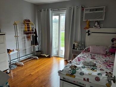 136 Pembroke Rd unit 5-41, Danbury, CT 06811 - photo 3