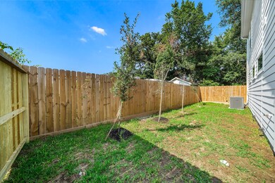 11 Wellford St unit A, Houston, TX 77022 - photo 3