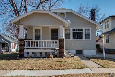 1212 SW Wayne Ave, Topeka, KS 66604 - photo 3