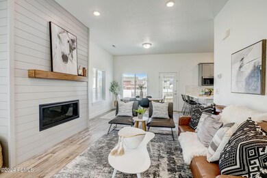 E Becca Rd-011