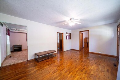 258 N 7th St, Union Star, MO 64494 - photo 5